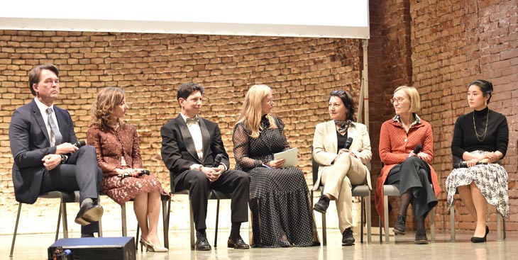 Prof. Dr. Dr. Matthias Tschöp, Prof. Dr. Francesca Biagini, Prof. Dr. Oliver Münsterer, Fraua Ferlemann,  Bettina de Mattia, Prof. Dr. Sabine Walper, Dr. Sarah Kim-Hellmuth/ 175 Jahre Dr. von Haunersches Kinderspital - Festakt in der Allerheiligen Hofkirche in München am 04.05.2022 